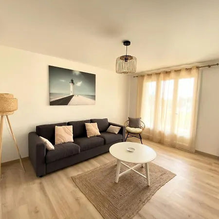 Lägenhet T5 Renove A 4 Min De La *