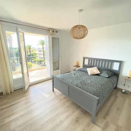 شقة T5 Renove A 4 Min De La *