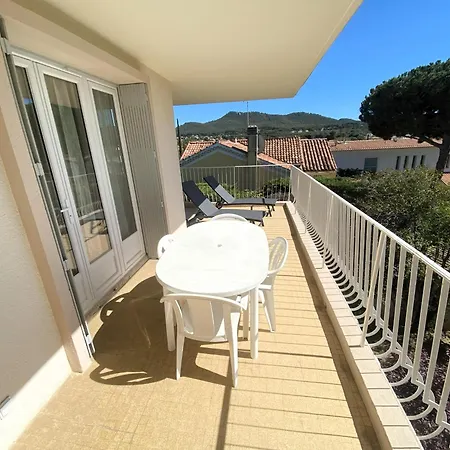 شقة T5 Renove A 4 Min De La